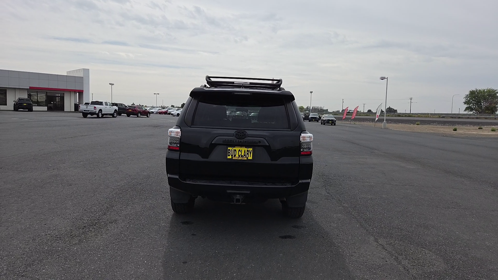 Used 2019 Black Toyota SR5 Premium image 9