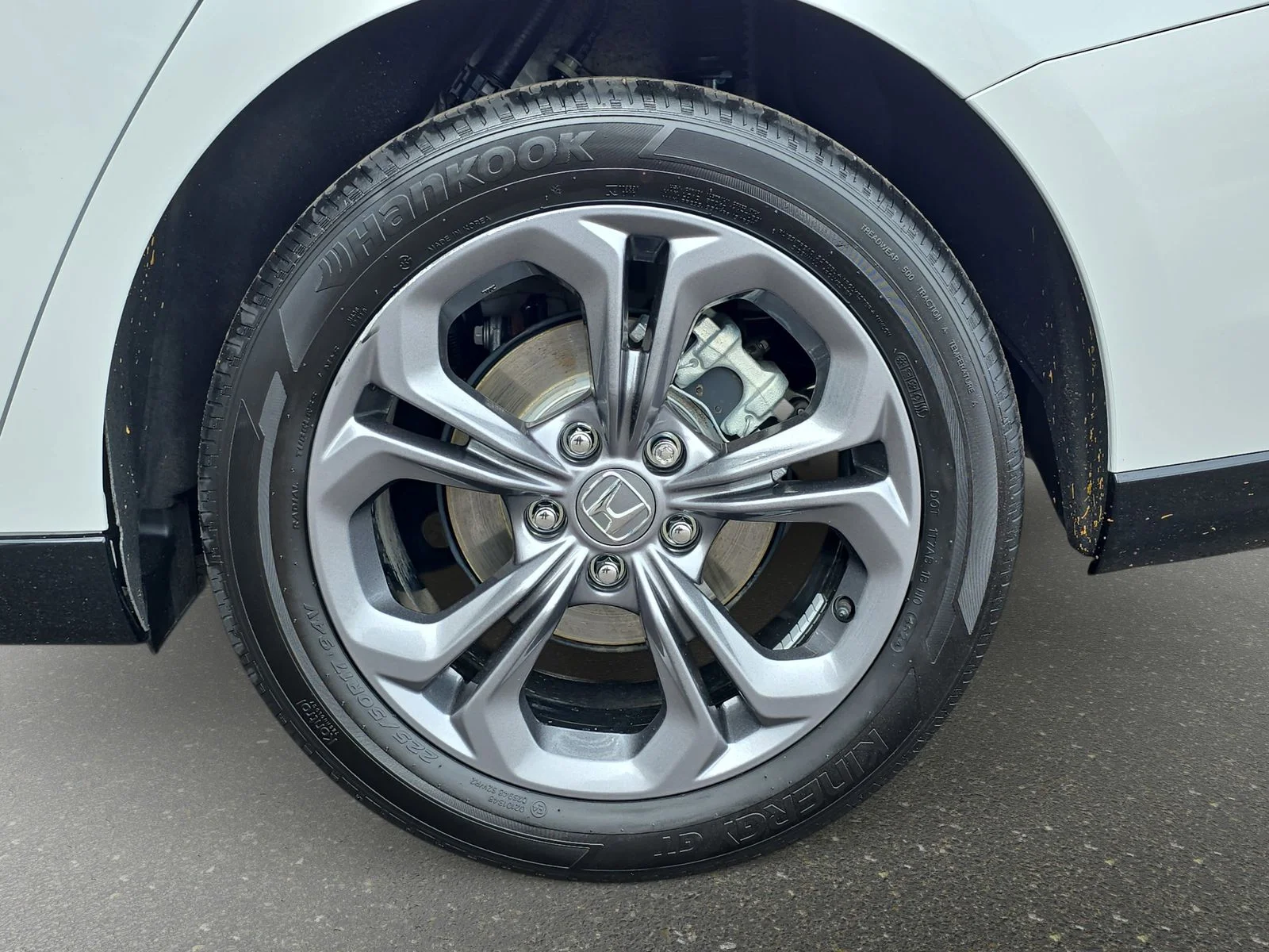 2025 Honda Accord Hybrid EX-L - Photo 29