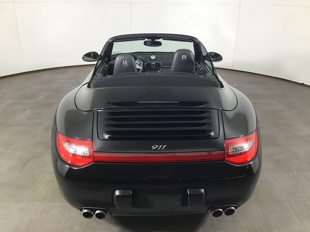Used 2012  Porsche Carrera 4S image 11