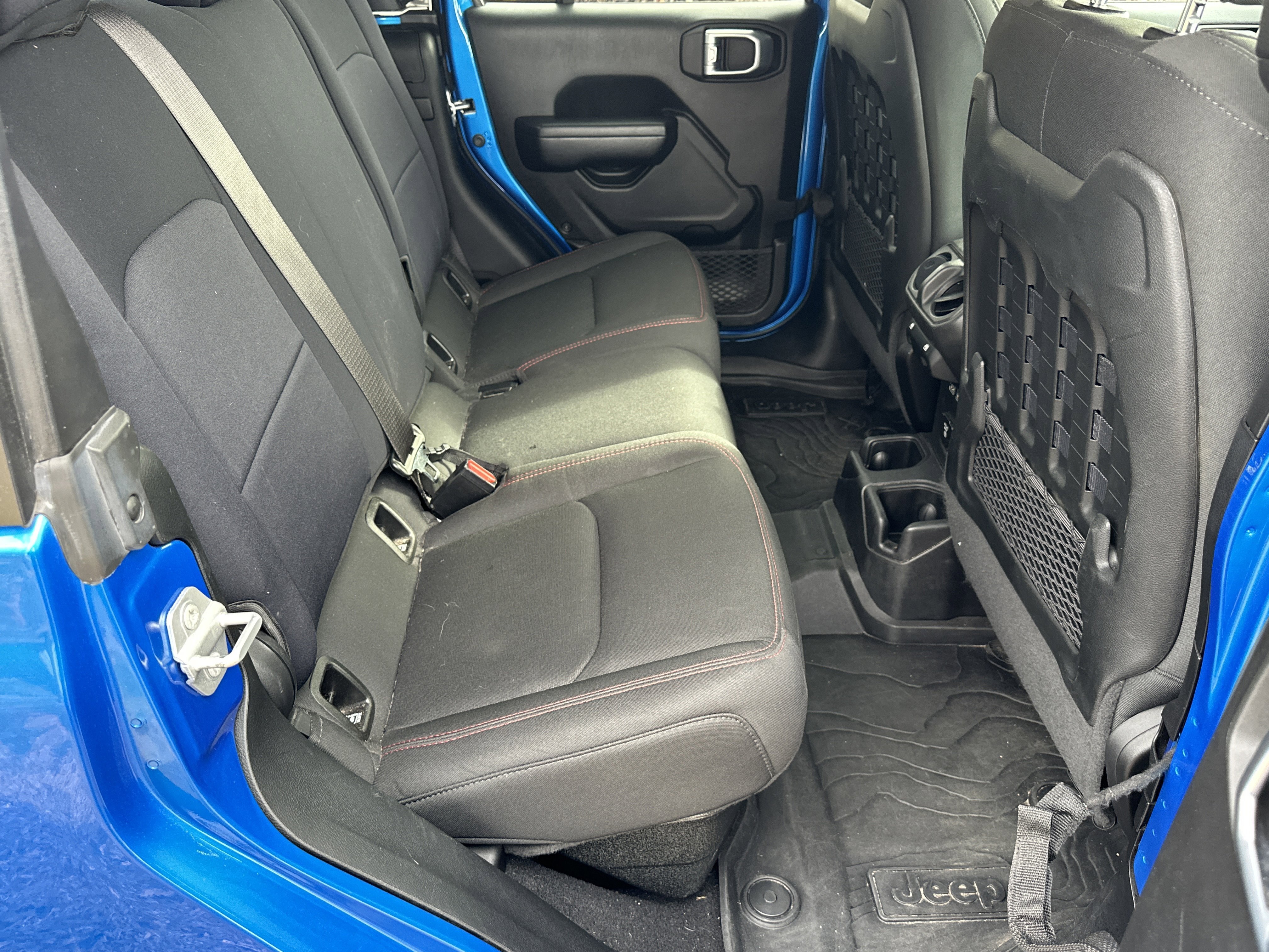 Used 2021 Hydro Blue Pearlcoat Jeep Rubicon image 12