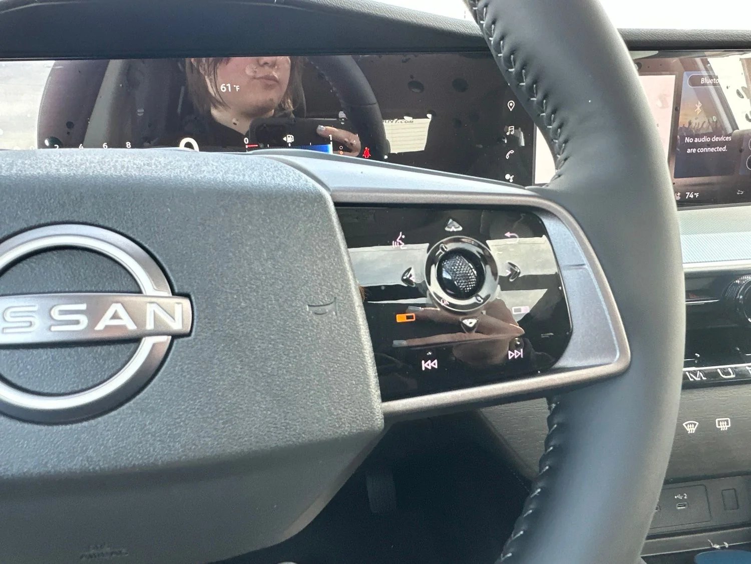 New 2026 Everest White Pearl TriCoat / Super Black Two-tone Nissan Platinum image 42