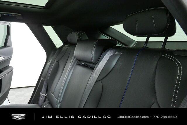 2027 Cadillac LYRIQ Luxury - Photo 21