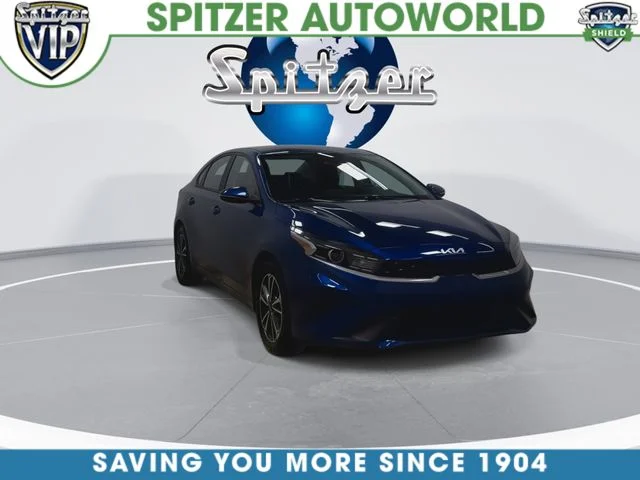 Used 2023 Blue Kia LXS image 3