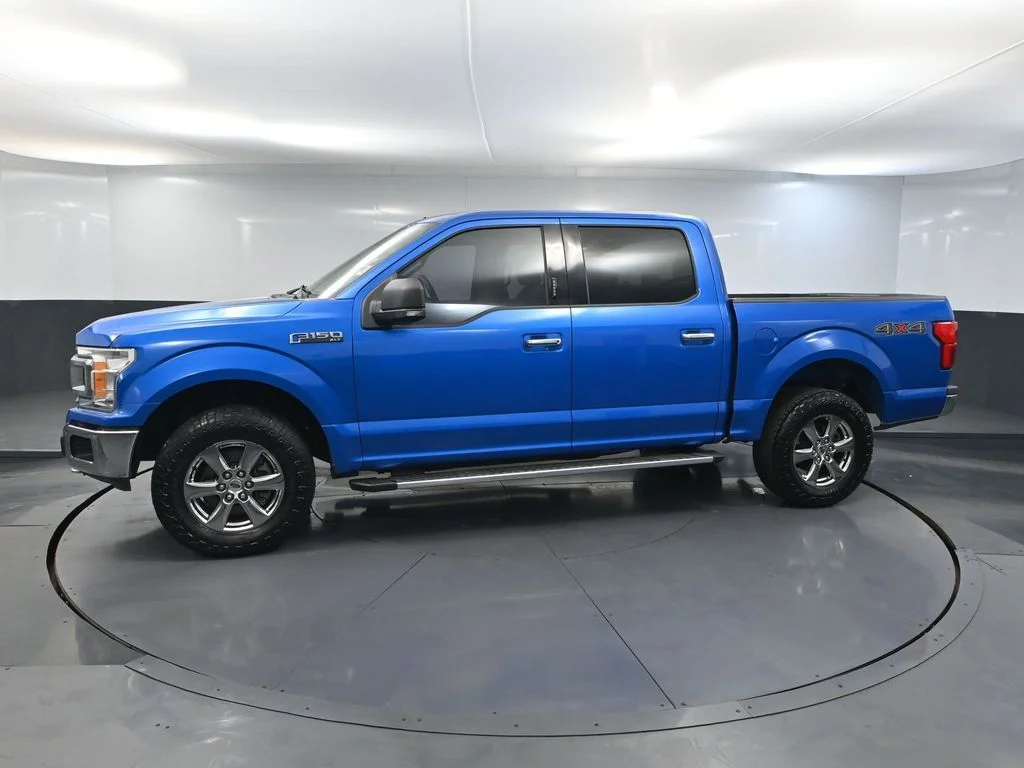 Used 2020 Blue Ford XLT image 12