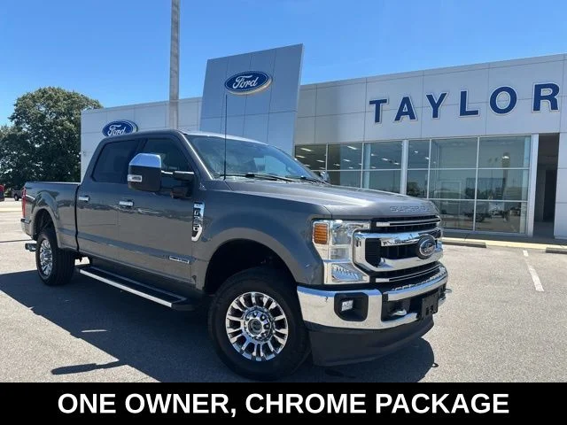 2022 Ford F-350 XLT 4x4 Crew Cab 6-1/2' Box SRW's photo