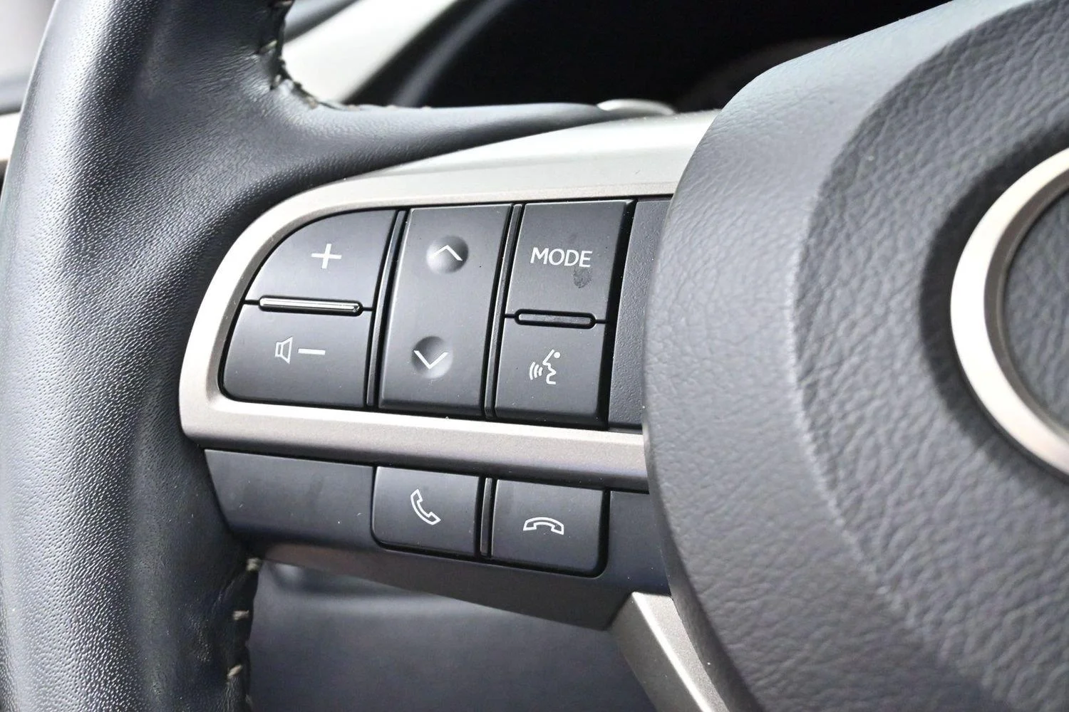 Used 2021  Lexus RX 350 image 19