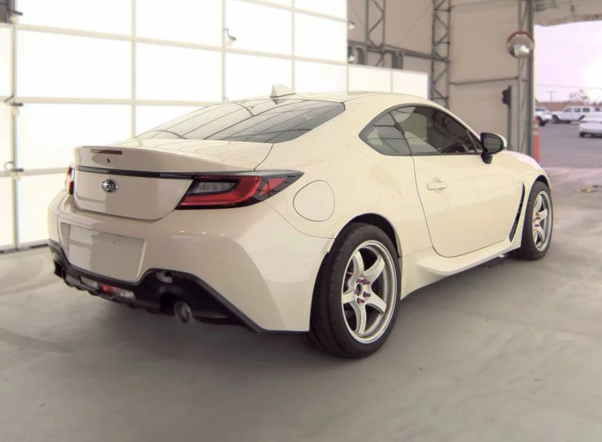 Used 2023 White Subaru Limited image 3