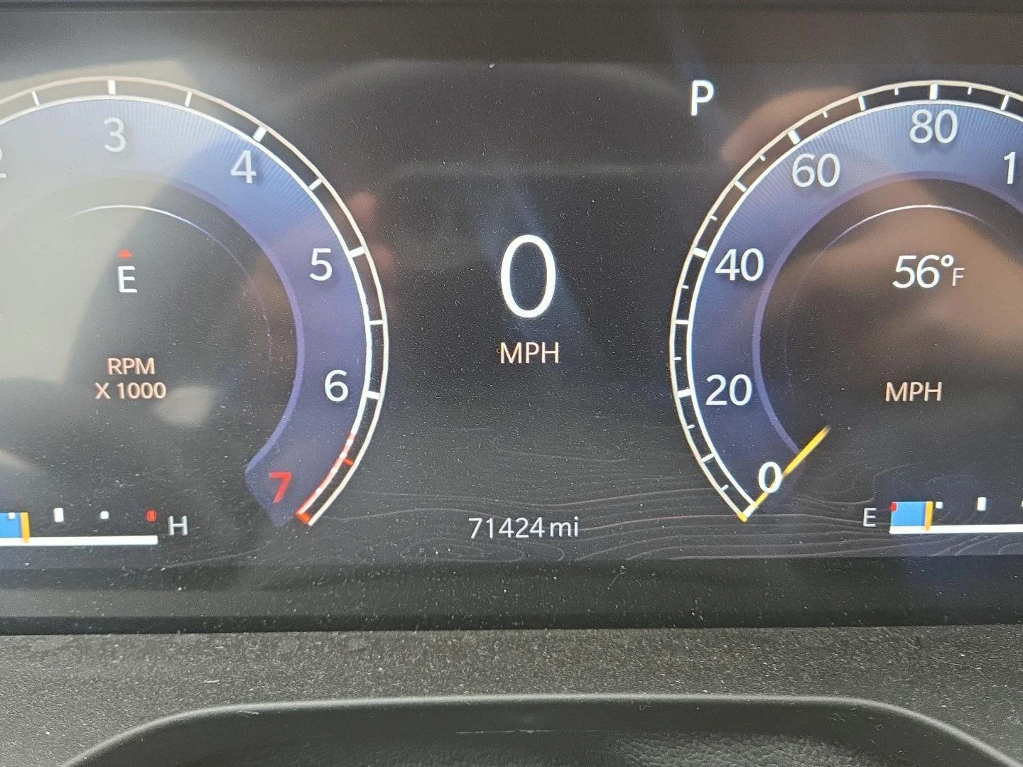 Used 2023  Jeep Limited image 6