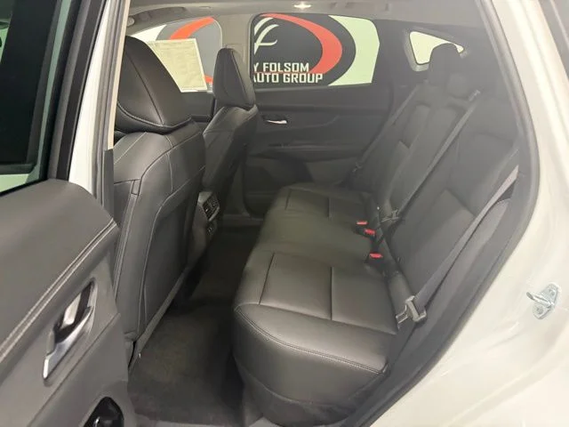 New 2025 Everest White TriCoat Nissan SL image 16