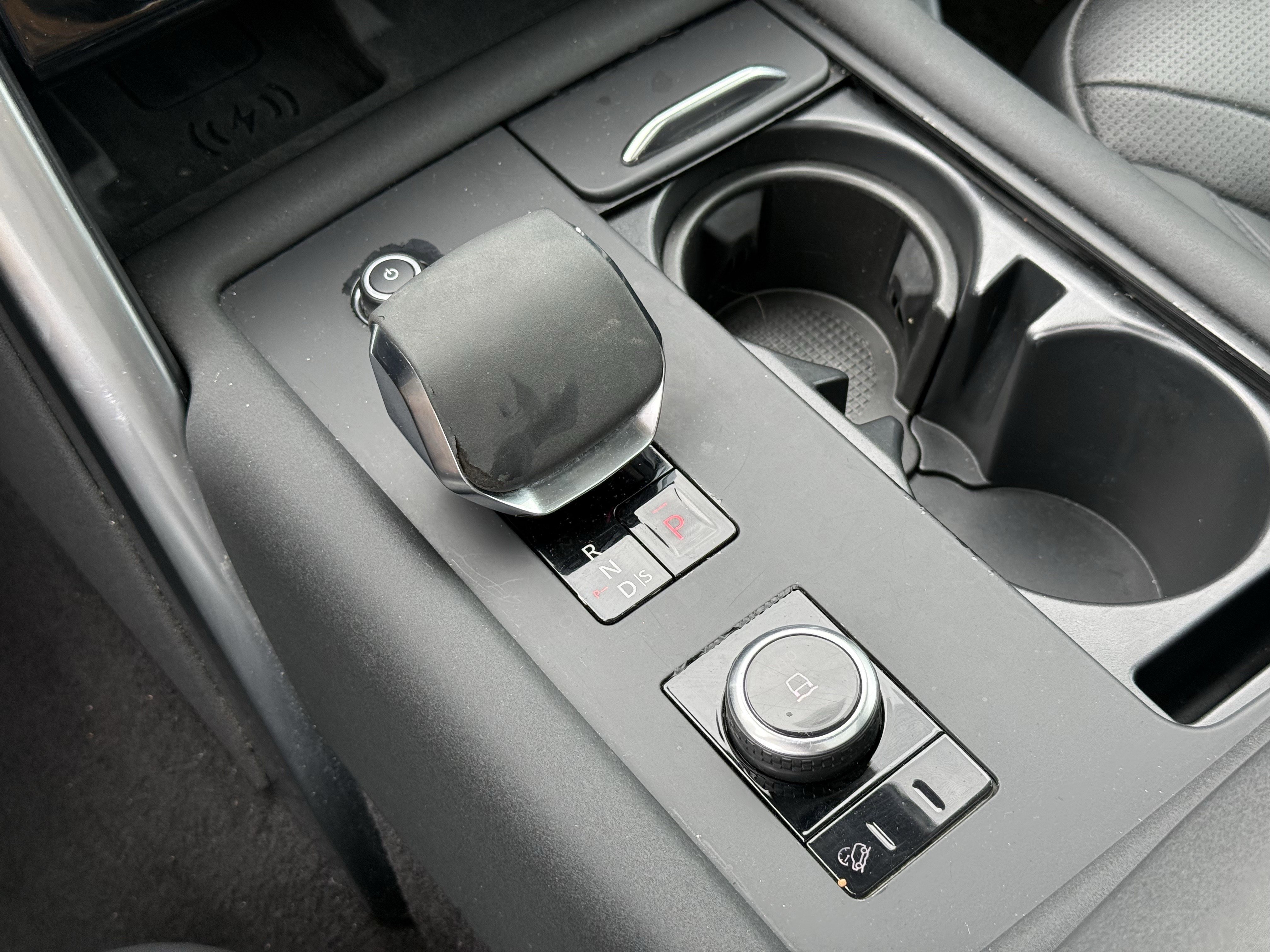 Used 2024 Black Land Rover S image 22
