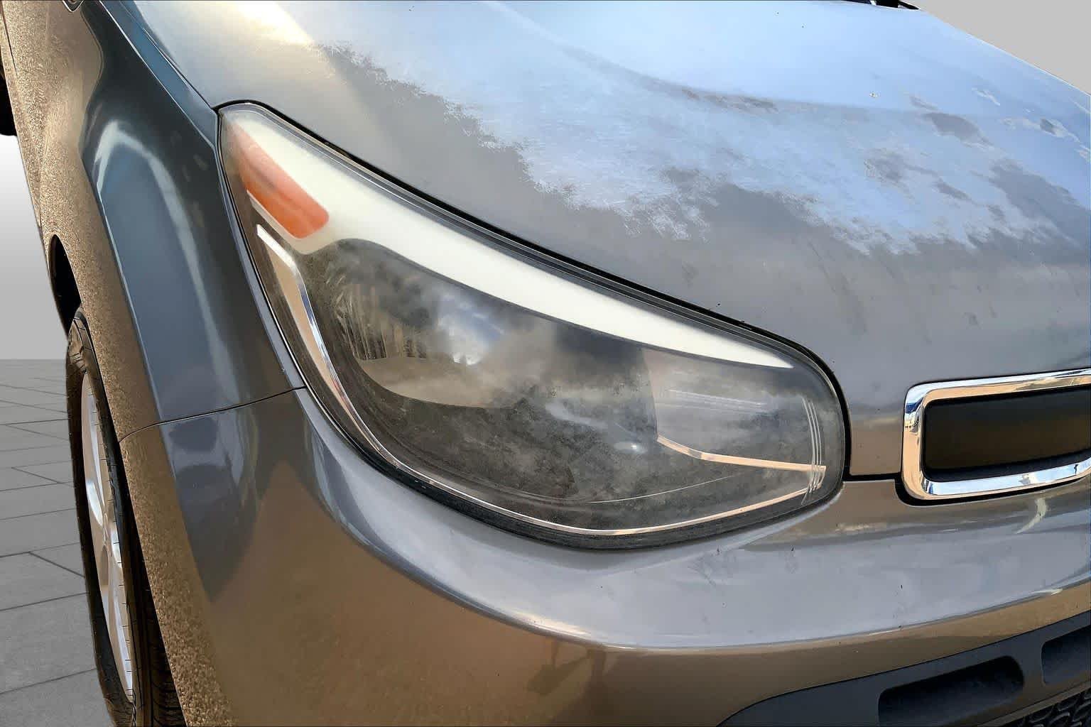 Used 2014 Titanium Gray Kia Base image 26