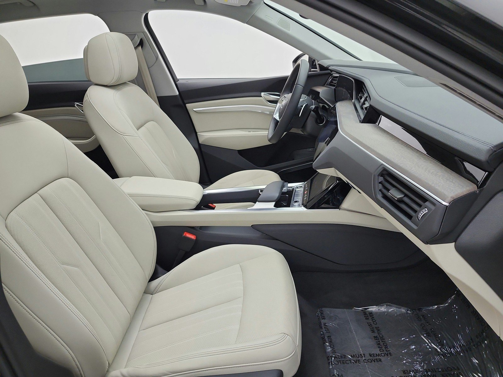 Used 2024 Mythos Black Metallic Audi Premium Plus quattro image 19