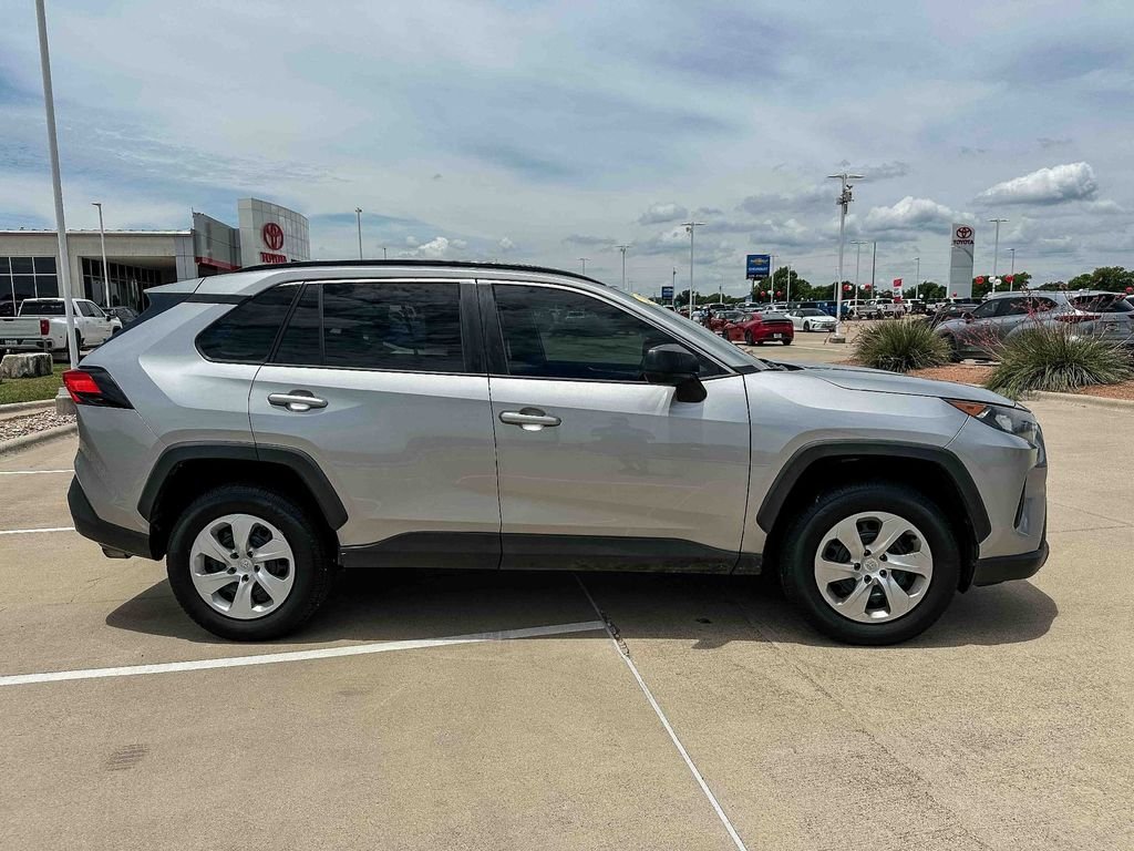 Used 2020 Toyota RAV4 LE with VIN 2T3H1RFV2LC037432 for sale in Temple, TX