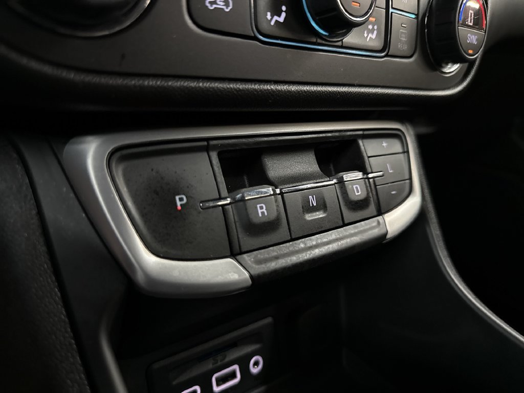 Used 2023 Sterling Metallic GMC SLT image 25