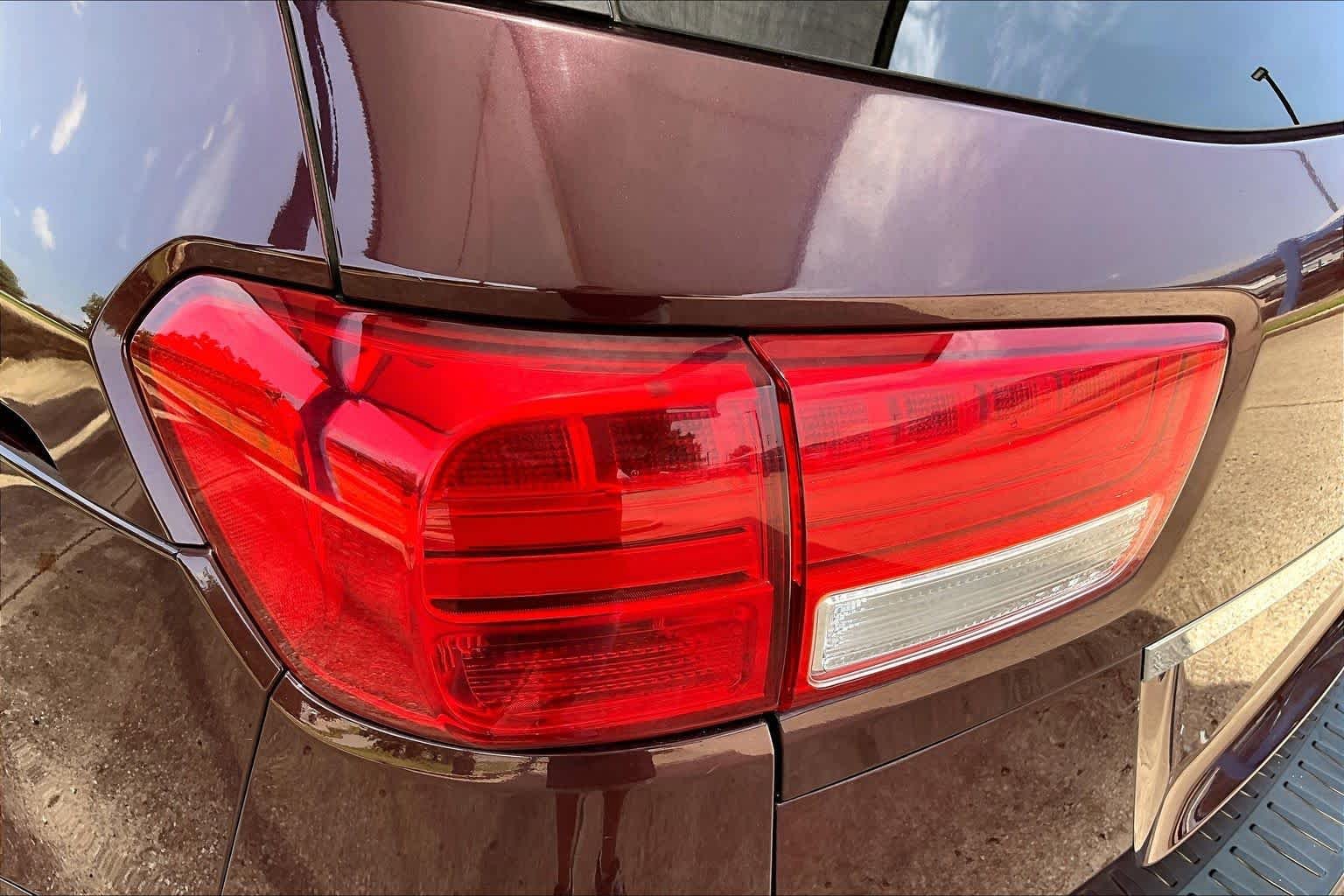 Used 2016 Venetian Red Pearl Metallic Kia SX-L image 29