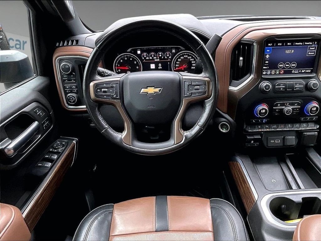 Used 2022 Black Chevrolet High Country image 17