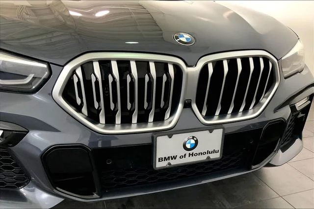 Used 2021 Arctic Grey Metallic BMW sDrive40i image 30