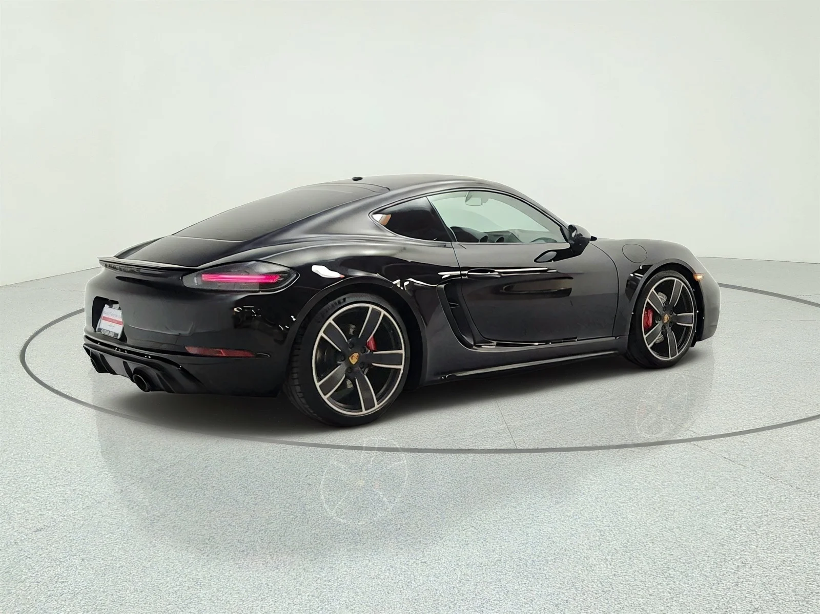 Used 2021 Black Porsche GTS 4.0 Coupe image 5