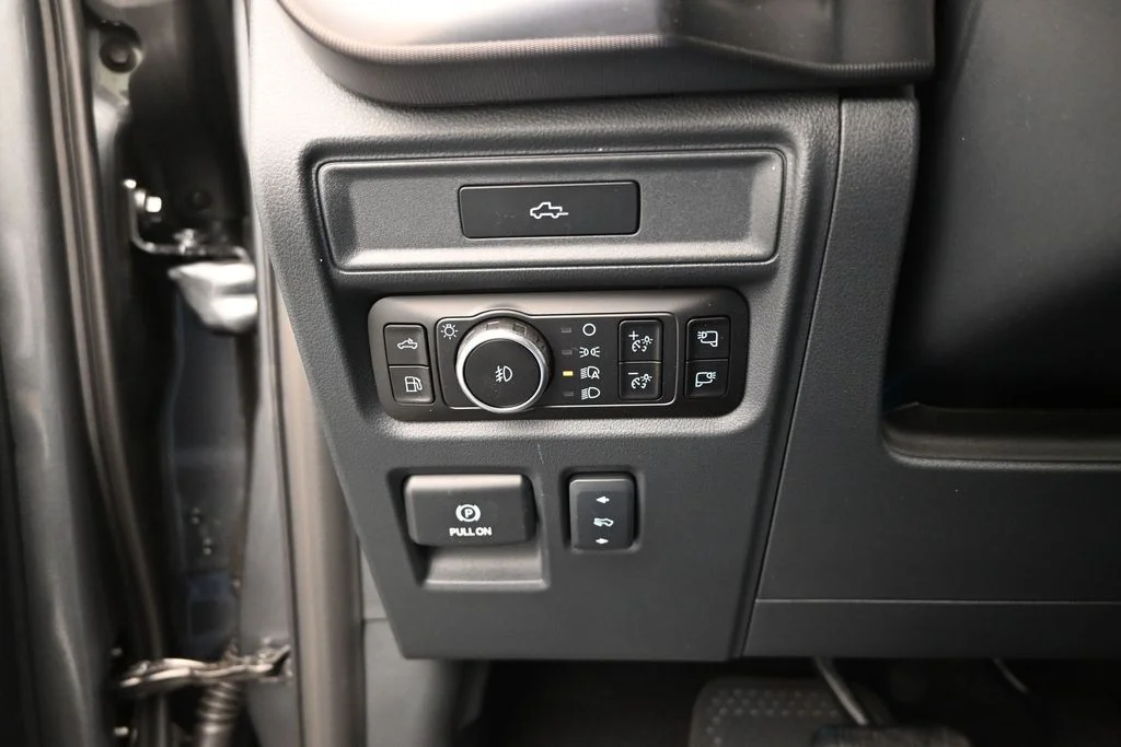 New 2026 Carbonized Gray Metallic Ford Platinum image 12