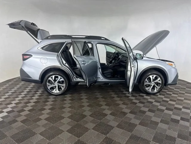 Used 2022 Silver Subaru Limited image 13
