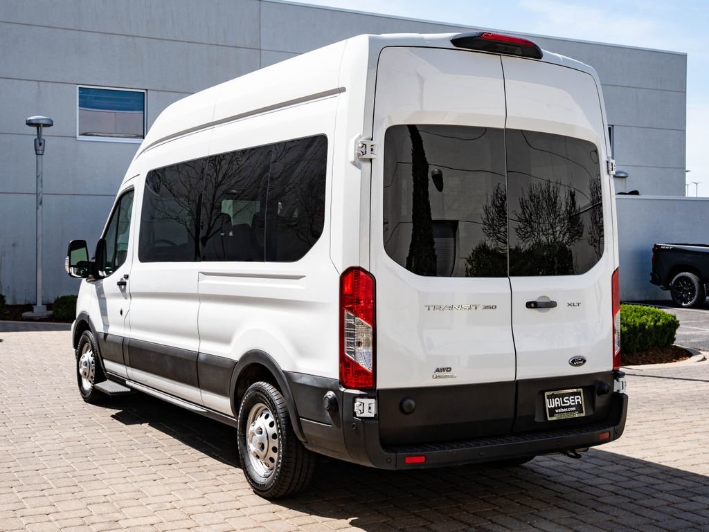 Used 2024 Oxford White Ford XLT image 6