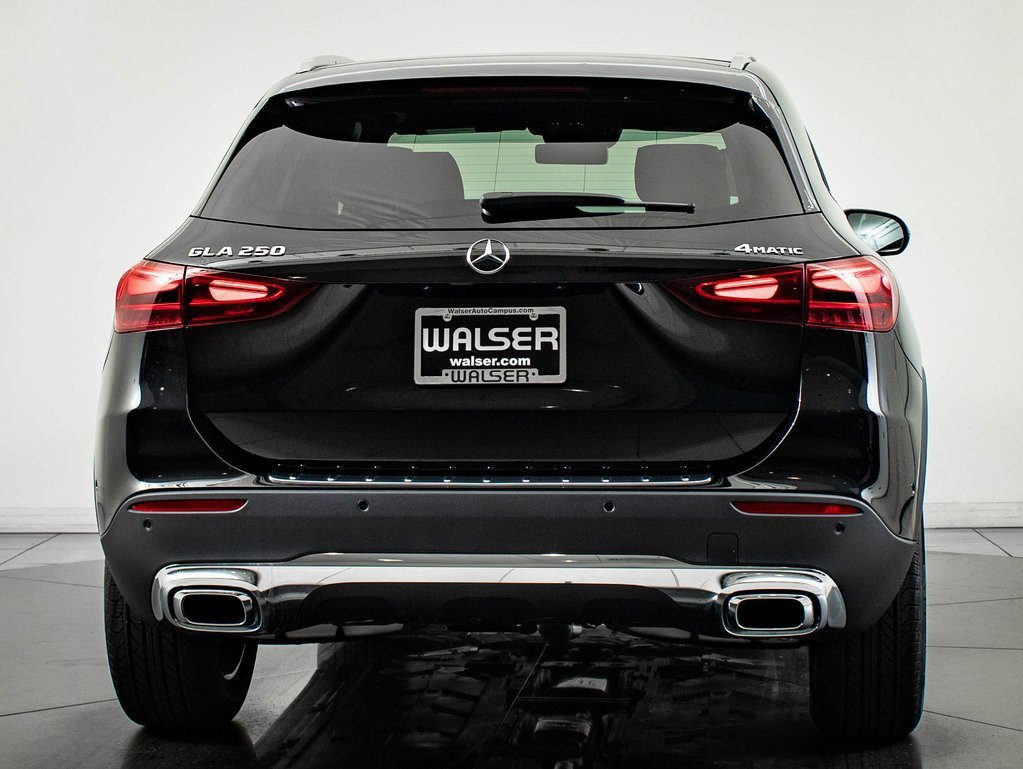 Used 2026 Night Black Mercedes-Benz GLA 250 image 7