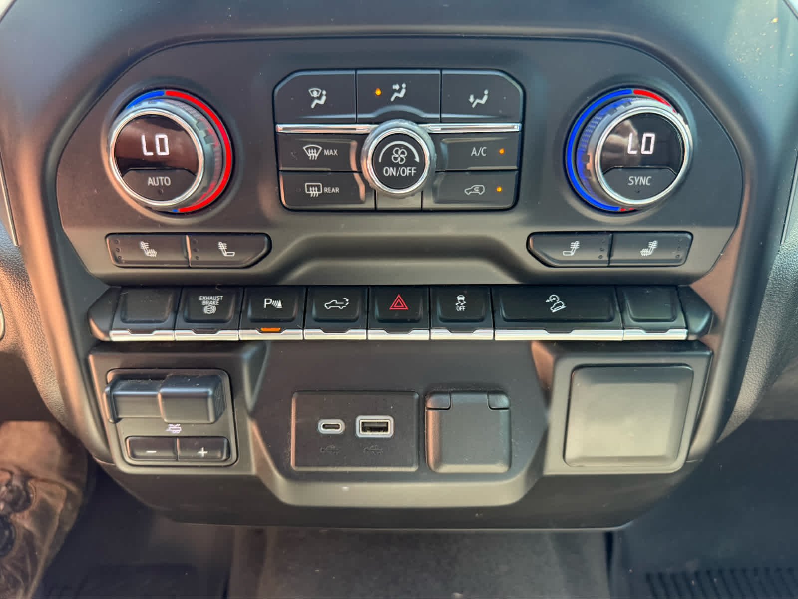 Used 2021 Summit White Chevrolet LT image 23