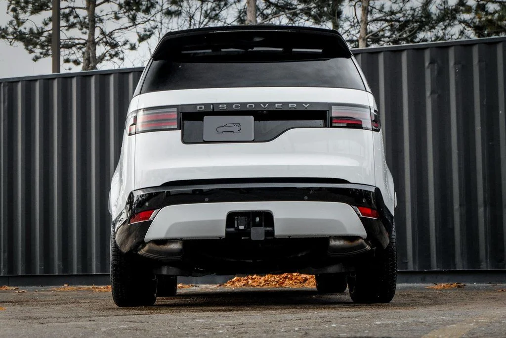 Certified Used 2025 Fuji White Land Rover Dynamic SE image 7