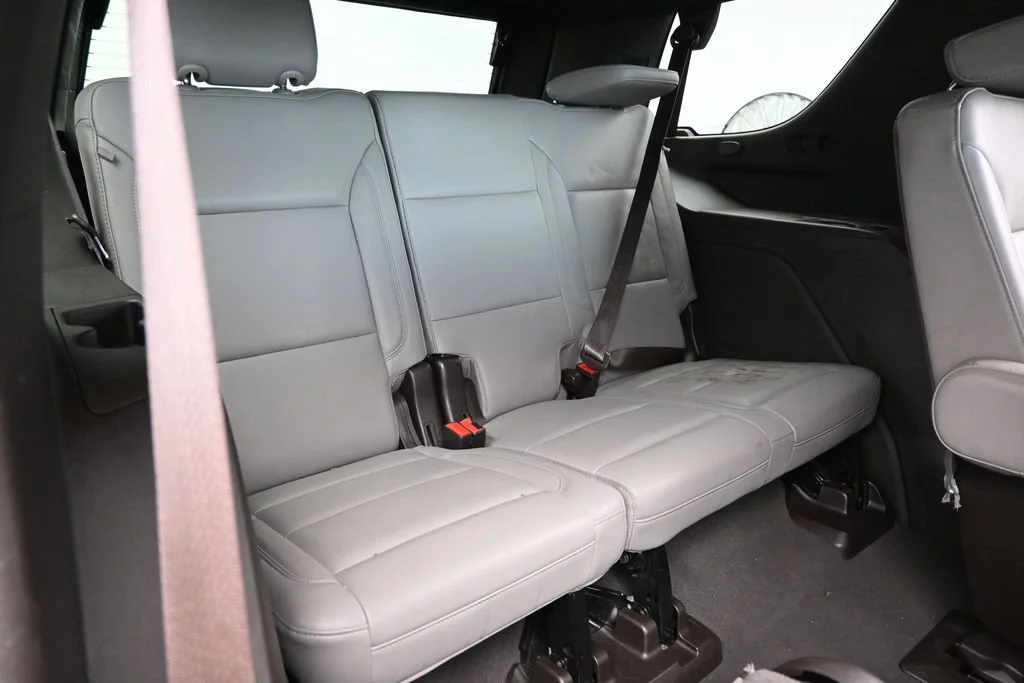 Used 2024 Summit White Chevrolet LT image 31
