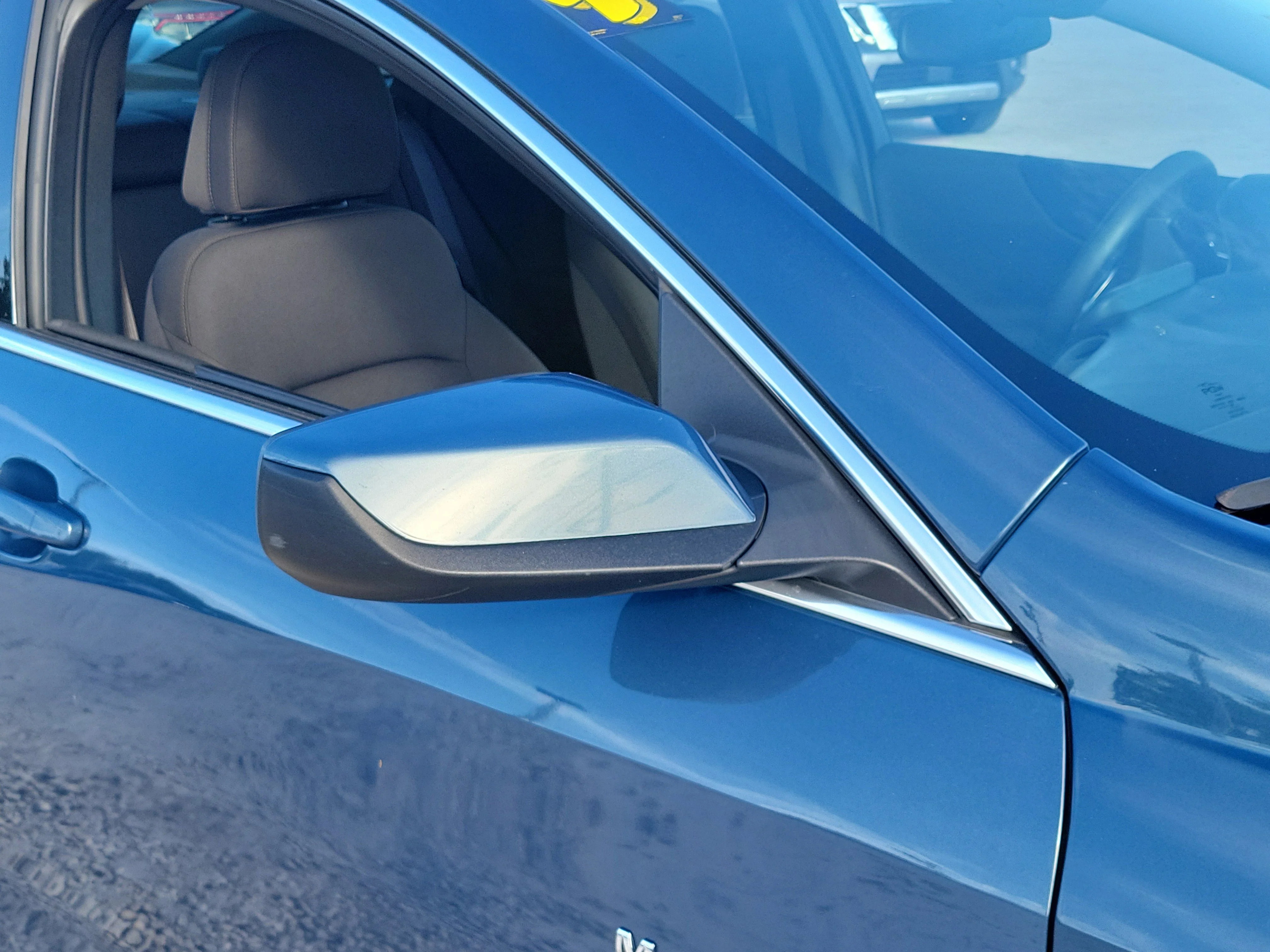 Used 2024 Lakeshore Blue Metallic Chevrolet LT image 9