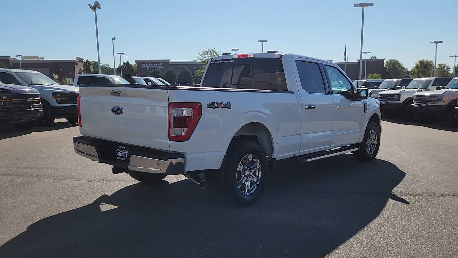 Certified Used 2023 Avalanche Ford LARIAT image 14