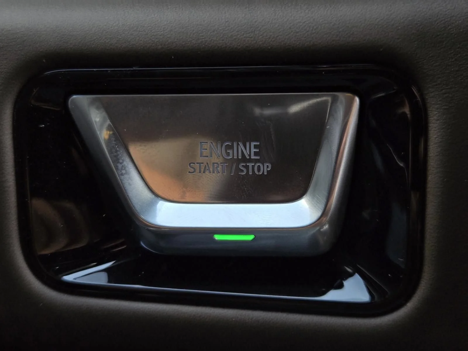 2026 GMC Yukon Denali Ultimate - Photo 15