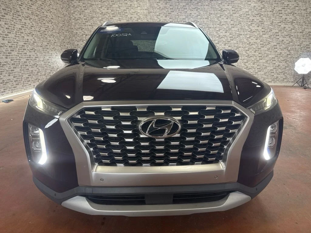 Used 2022 Sierra Burgundy Hyundai SEL image 2