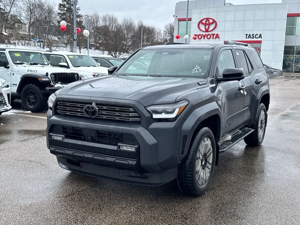 View vehicle photo 3