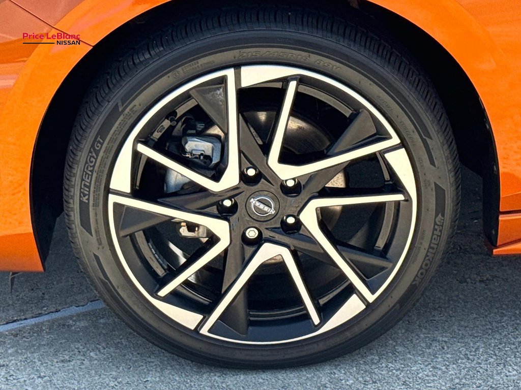 Certified Used 2025 Monarch Orange/Super Black Nissan SR image 4