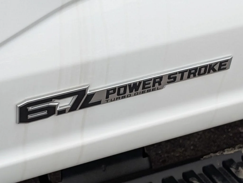2025 Ford F-550 Super Duty Chassis Cab XL - Photo 12