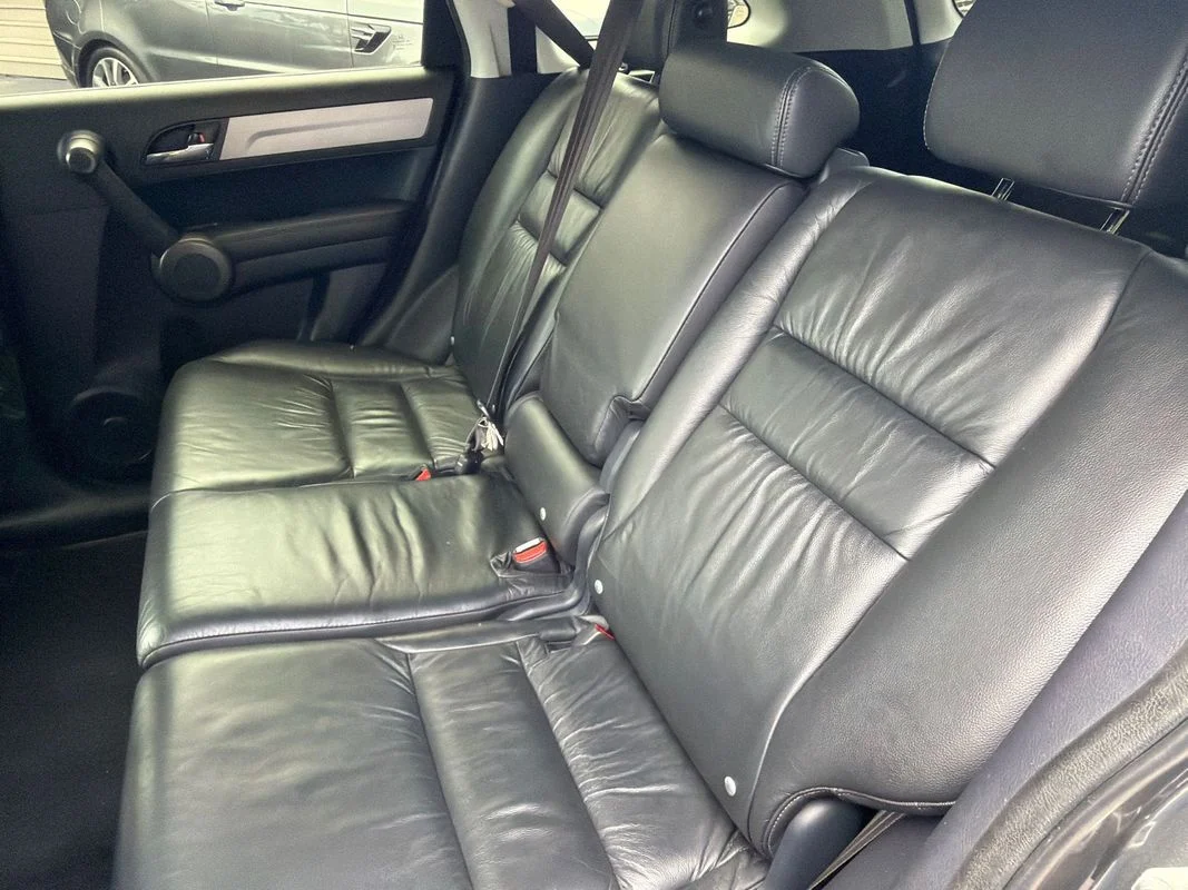 Used 2011 Gray Honda EX-L image 15