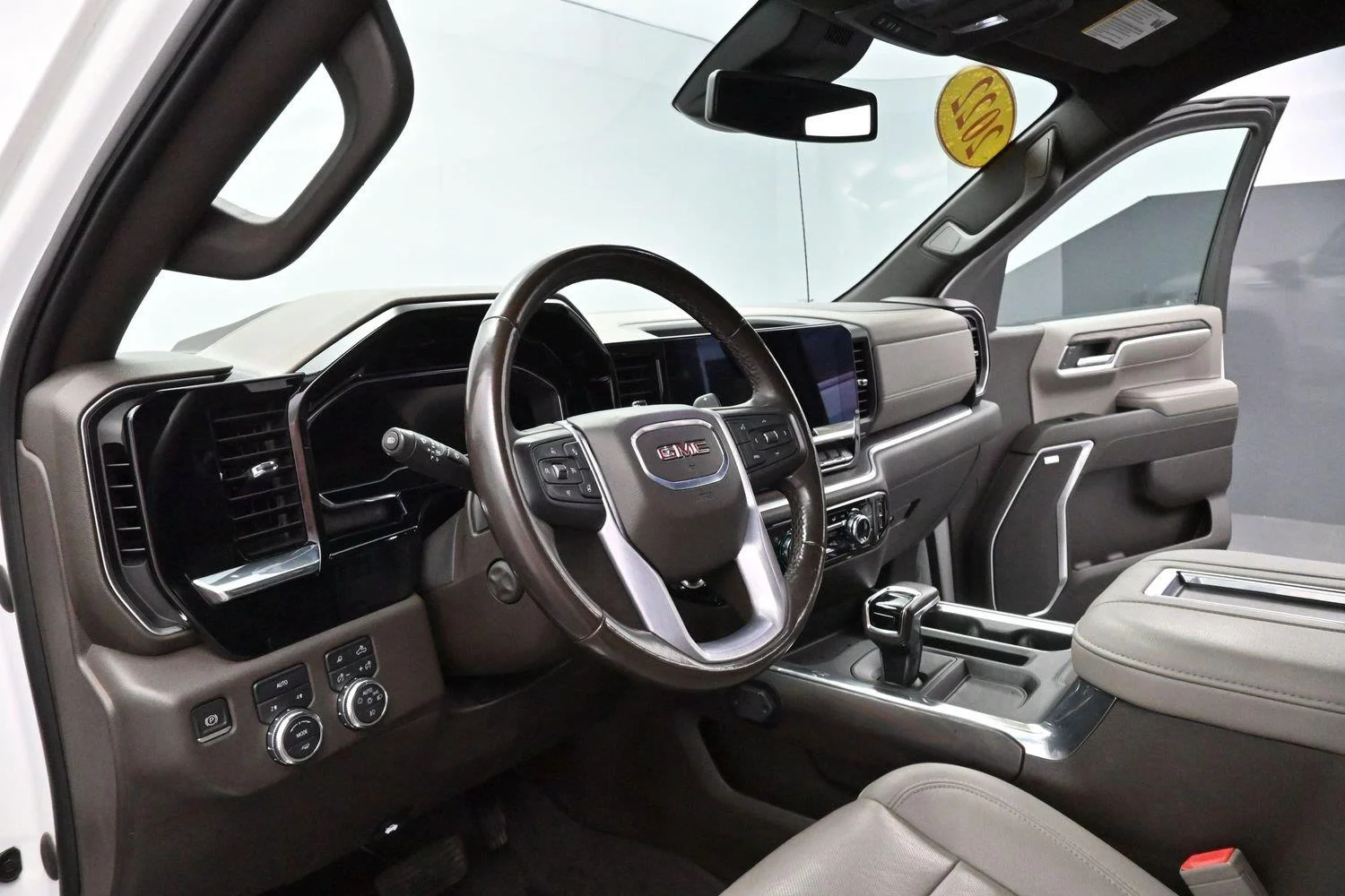 Used 2022 Summit White GMC SLT image 16