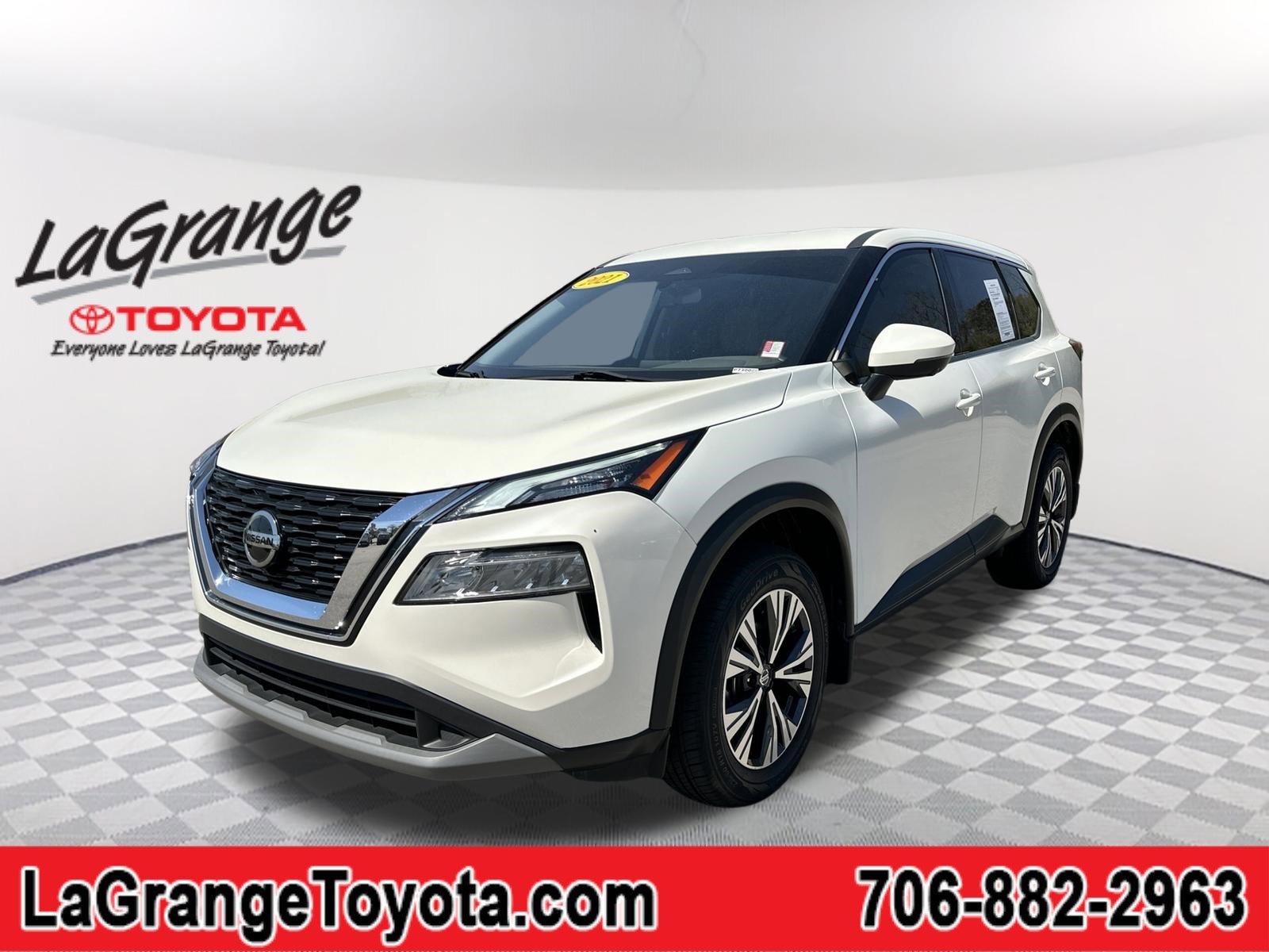 2021 Nissan Rogue SV