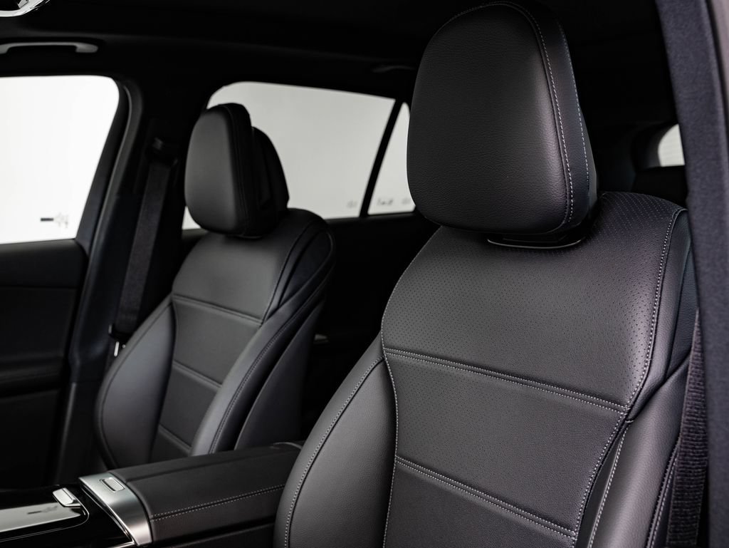 New 2026 Black Mercedes-Benz GLC 300 image 24