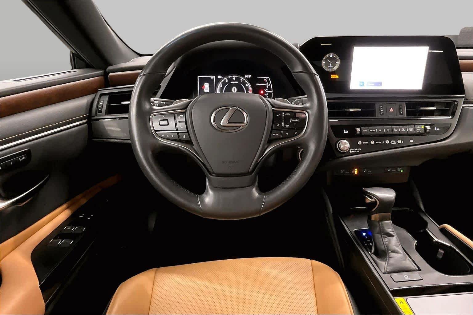 Certified Used 2025 Caviar Lexus  image 6