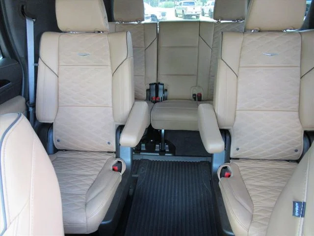 Used 2024 Red Cadillac Sport image 19