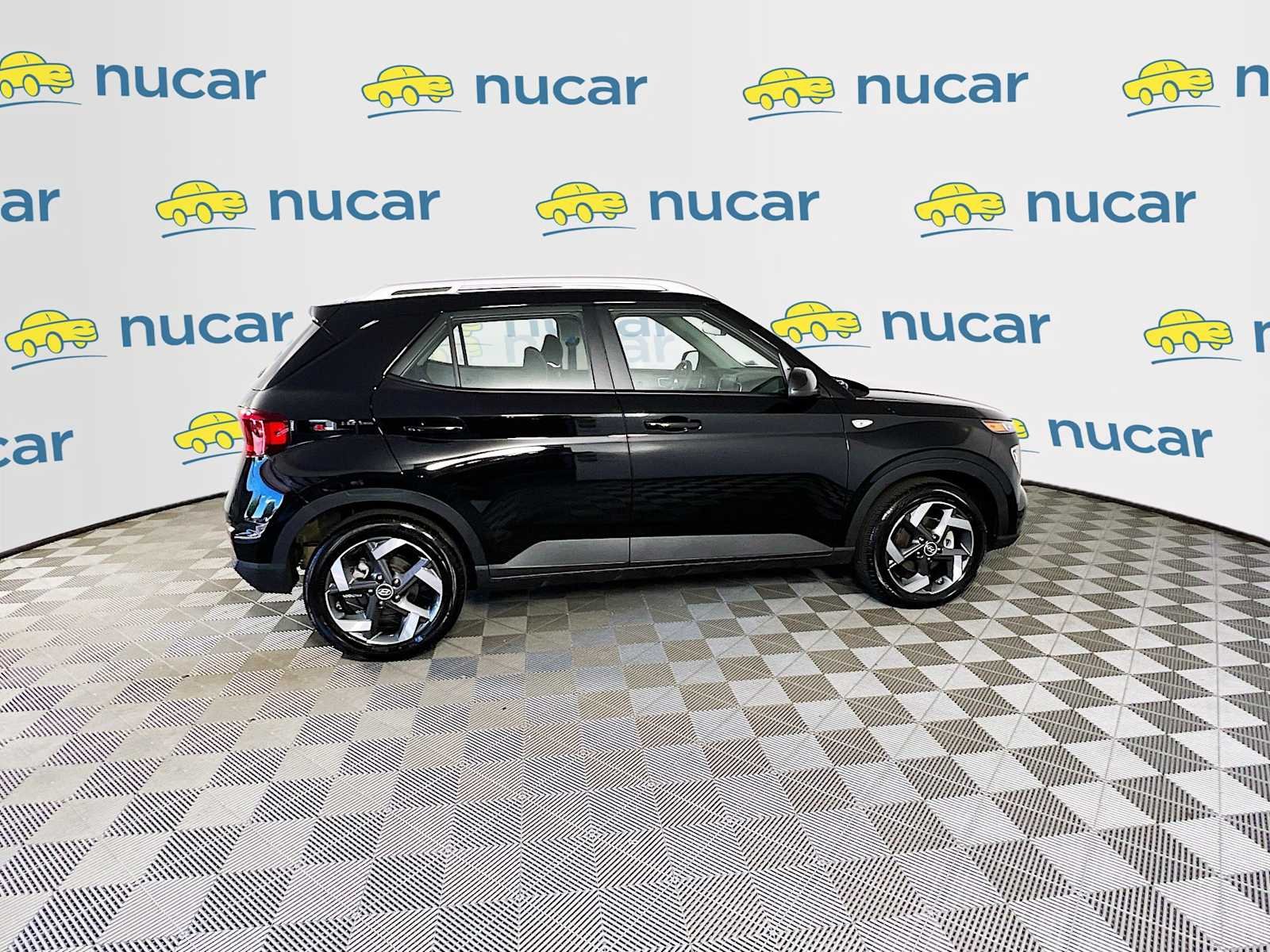 Used 2026 Onyx Black Hyundai SEL image 8