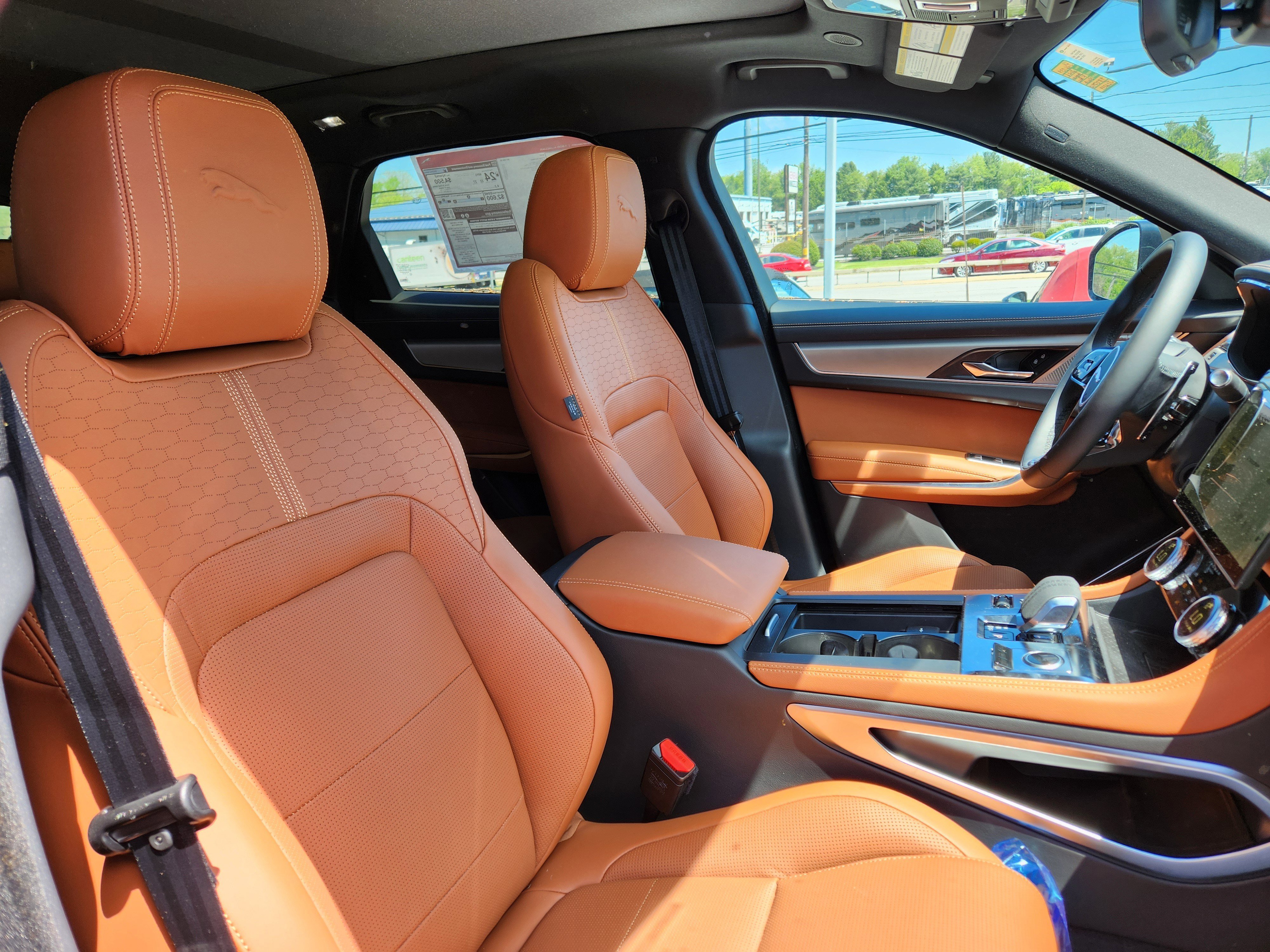 New 2026 Santorini Black Jaguar P250 R-Dynamic S image 12
