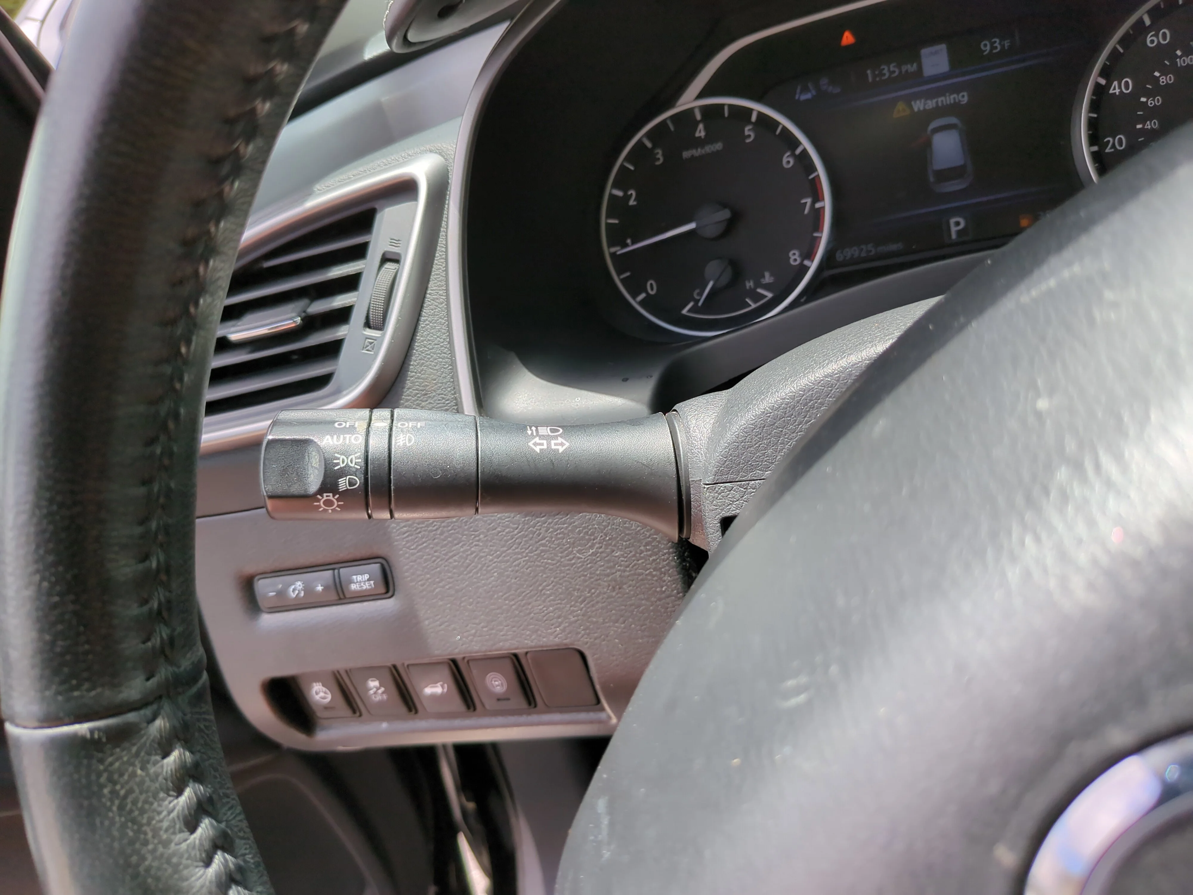 Certified Used 2019 Magnetic Black Nissan SL image 35