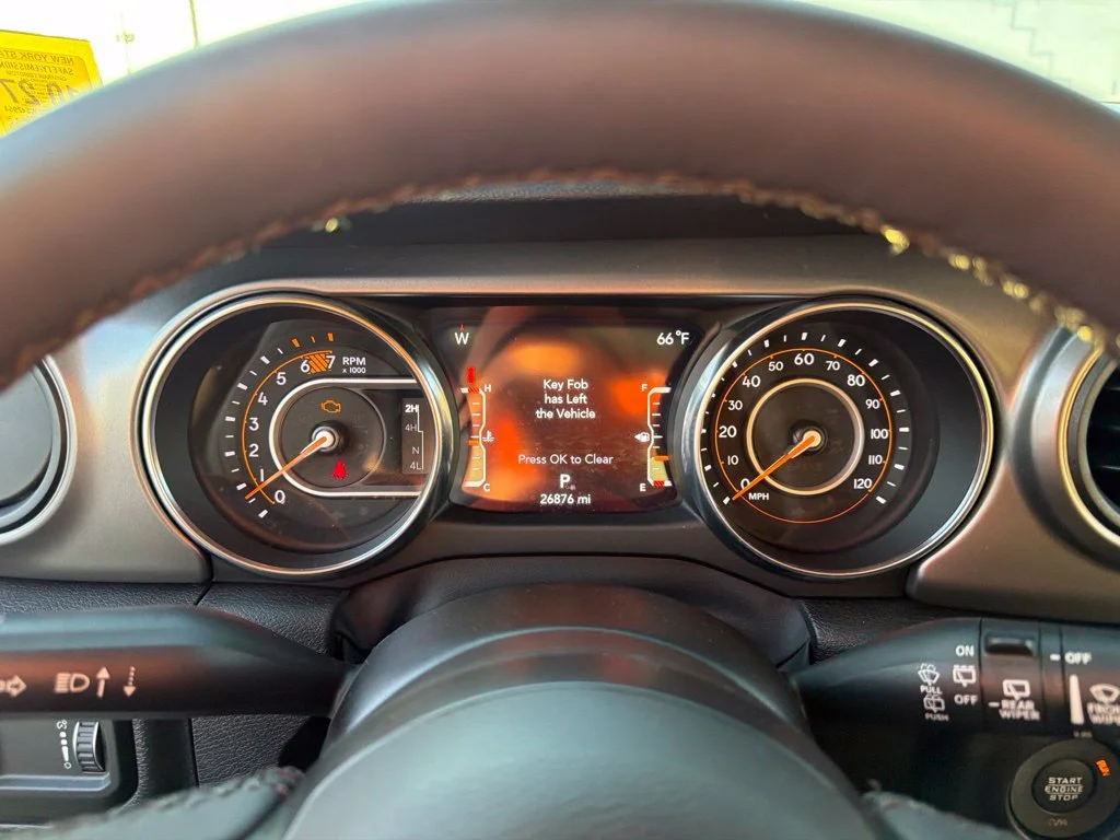 Used 2023 White Jeep Sport S image 29