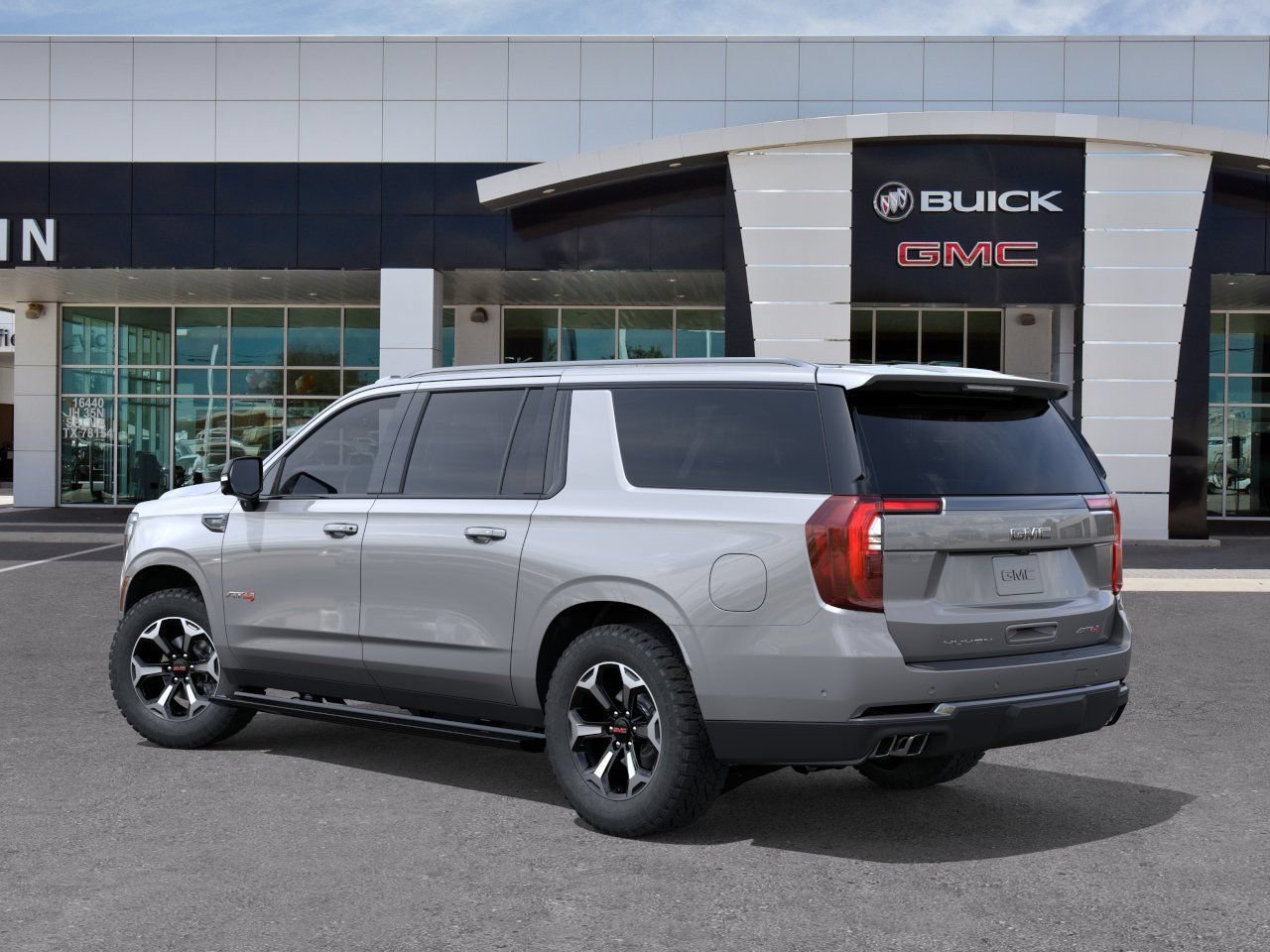 2026 GMC Yukon XL AT4 - Photo 4