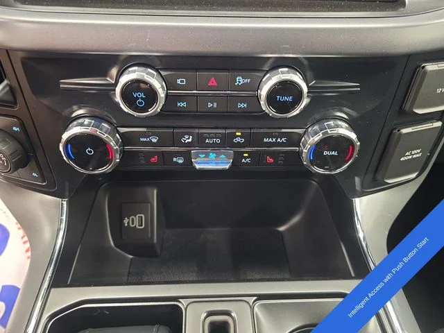 New 2026 Oxford White Ford XLT image 30