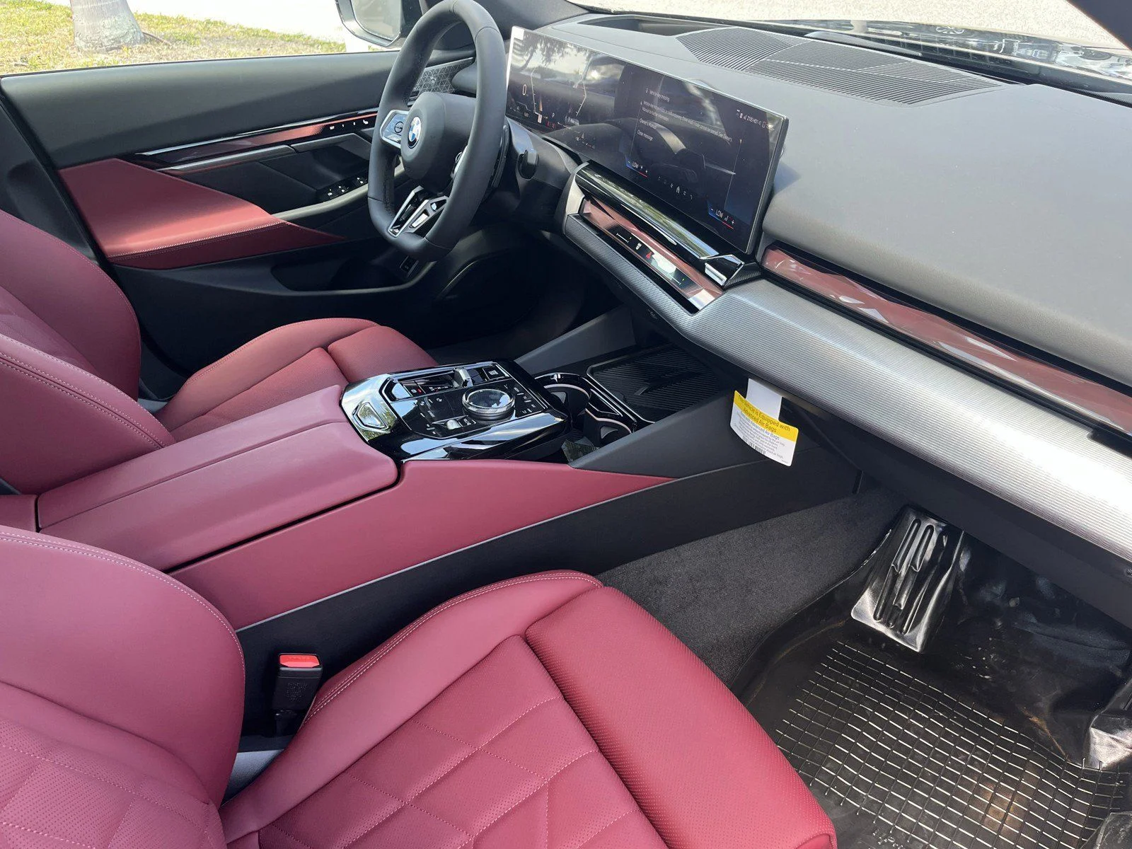 New 2027 Black Sapphire Metallic BMW 530i image 15