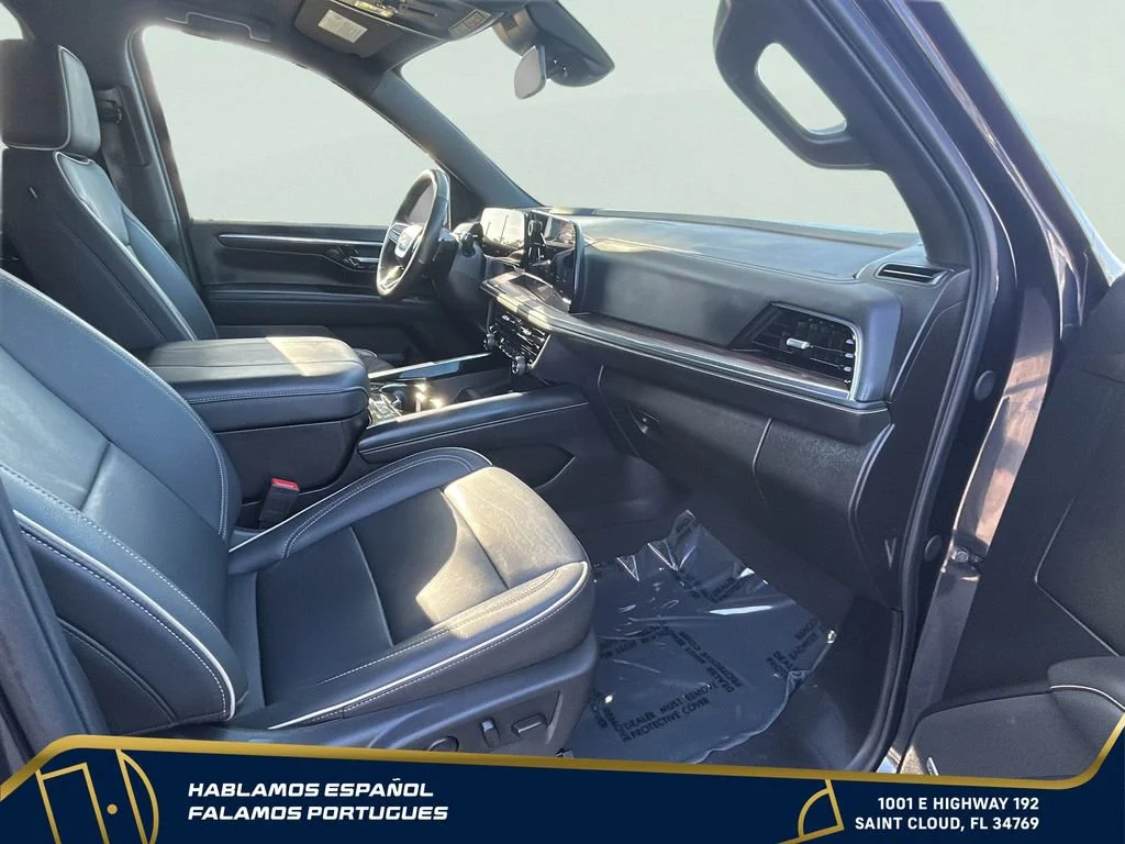 Used 2025 Dark Ash Metallic Chevrolet Premier image 35